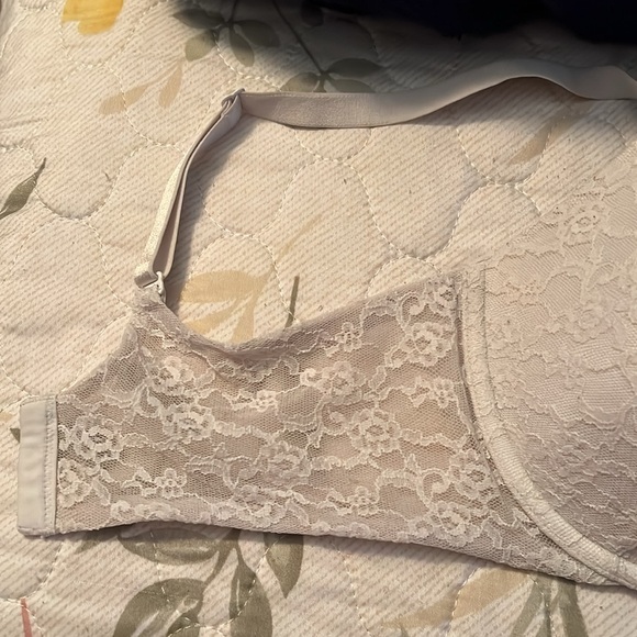 Victoria Secret lined perfect coverage 36DD white lace - Picture 6 of 10